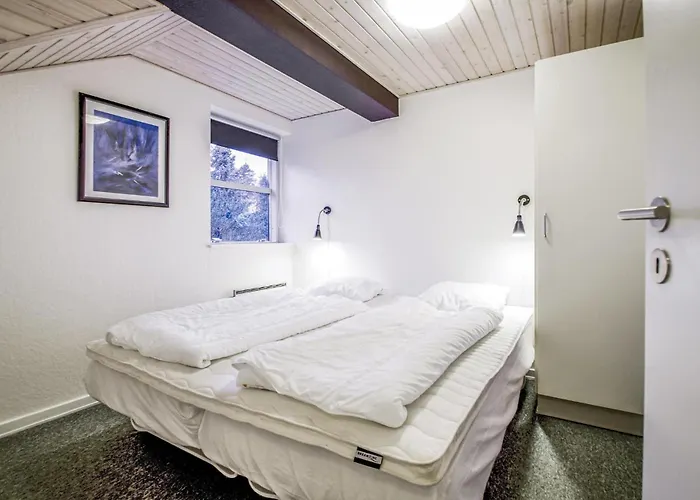 Stunning In Juelsminde With Sauna *